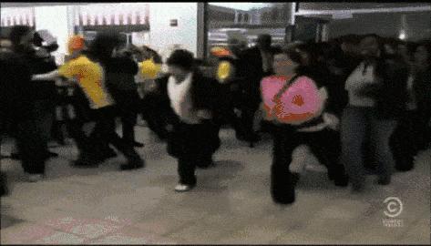 还没开业就惊动全常州！明天起这家店要火！价格甩代购十条街~