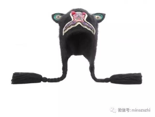 杨幂冬款lv羽绒服,杨幂冬日宽松毛衣