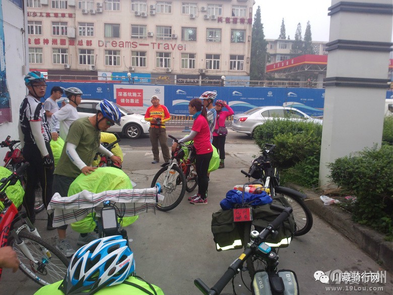 骑行318到尼泊尔,29天骑行川藏之旅