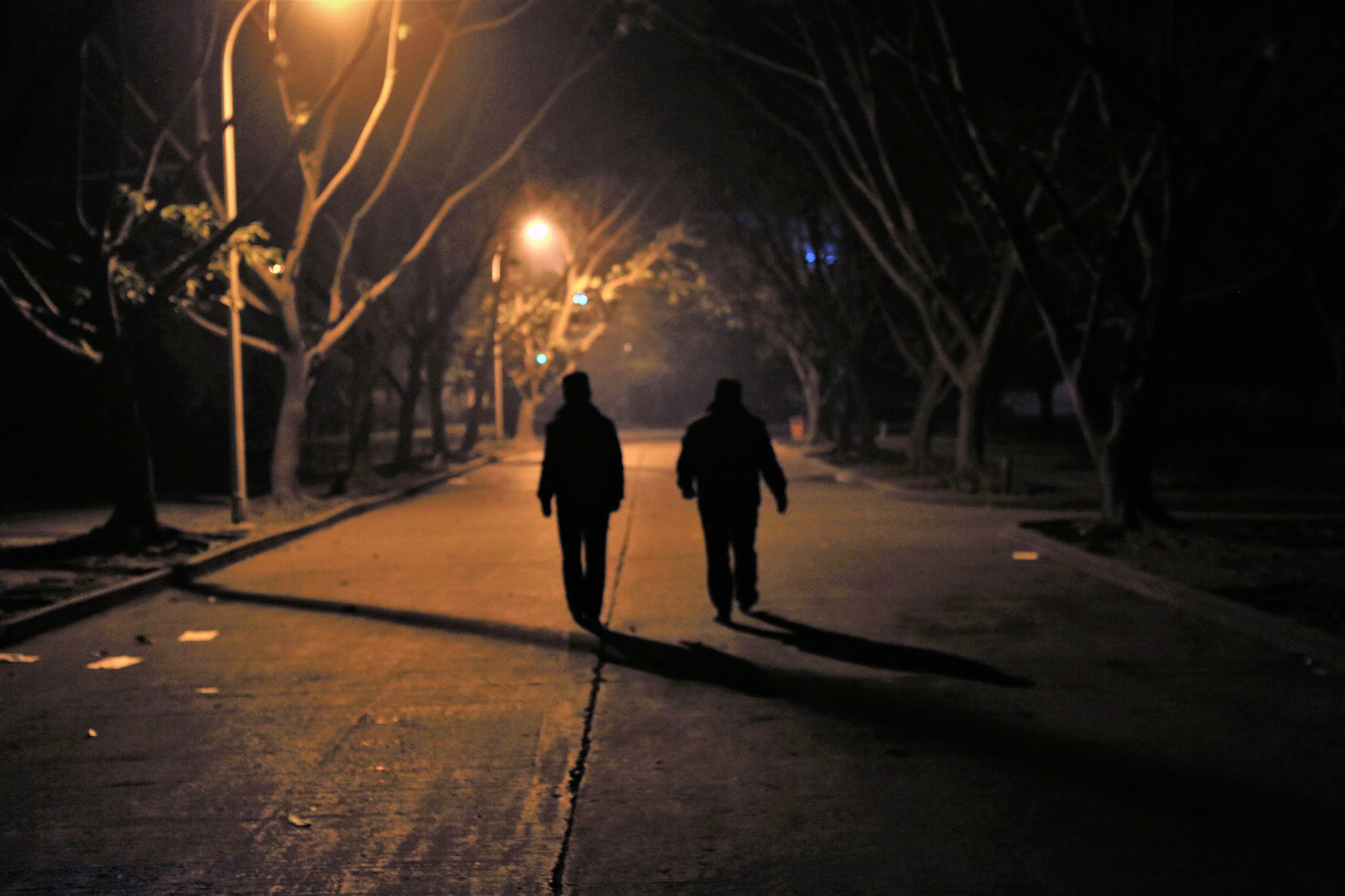 超感动！他们有个共同的名字叫守夜人！