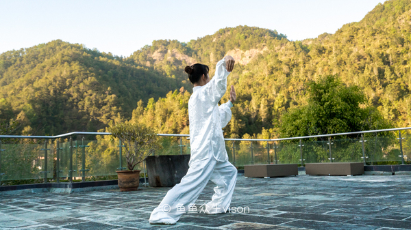 腾冲热海泡温泉旅游攻略,踏上腾冲温泉之旅享受泡汤的美好