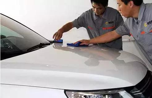 打蜡封釉镀膜和镀晶哪个更靠谱,打蜡封釉和镀晶哪个更靠谱