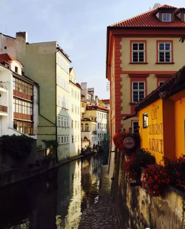 布拉格广场hello,hello说唱布拉格