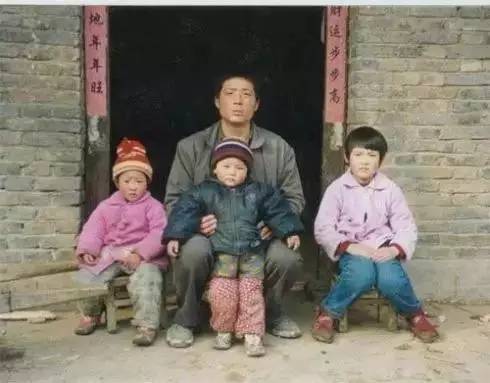 直播分娩现场？这部纪录片想说的其实更多