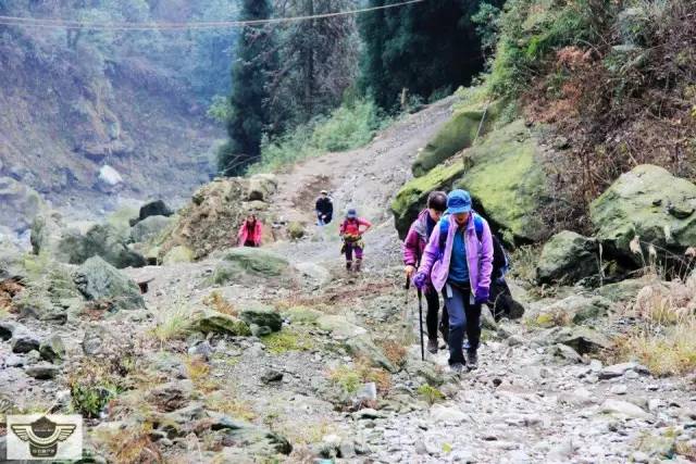 成都夏季适合徒步登山,成都初级雪山徒步