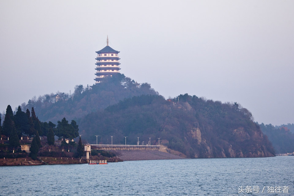 安徽万佛湖简介,千岛湖的美丽风光