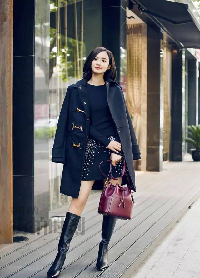 michaelkors奢侈品女包搭配,michaelkors时尚