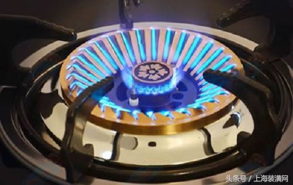 燃气灶没买能安装台面吗,煤气灶钢化玻璃面板为什么炸