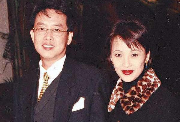 梁小冰袁咏仪玫瑰,梁小冰与袁咏仪谁影视剧多