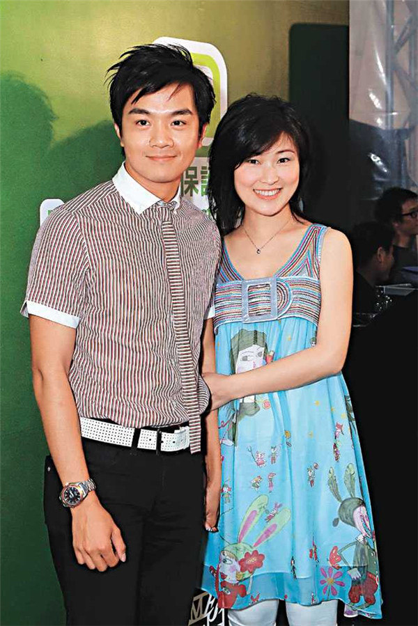 梁小冰袁咏仪玫瑰,梁小冰与袁咏仪谁影视剧多