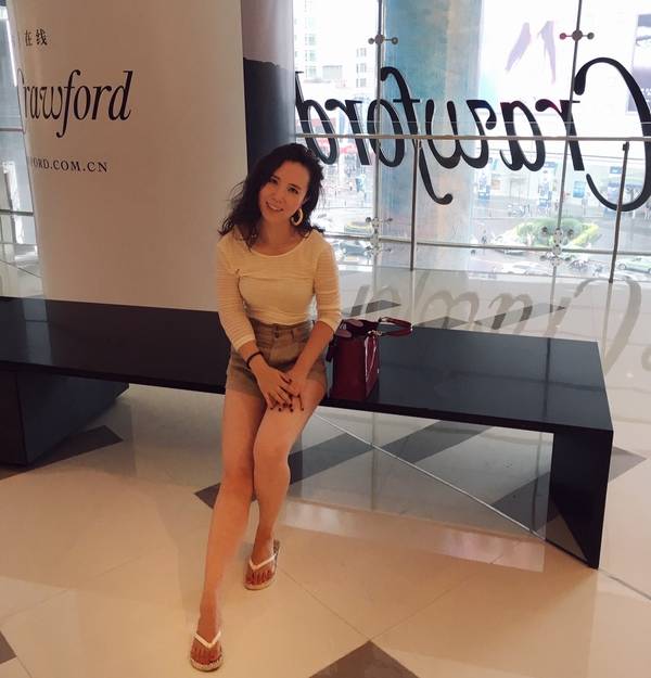 不会管理时间？她每天工作超过12小时，却