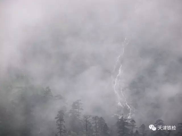 鍜岃皭鑷劧鎽勫奖浣滃搧娆ｈ祻,鍜岃皭鑷劧鎽勫奖浣滃搧