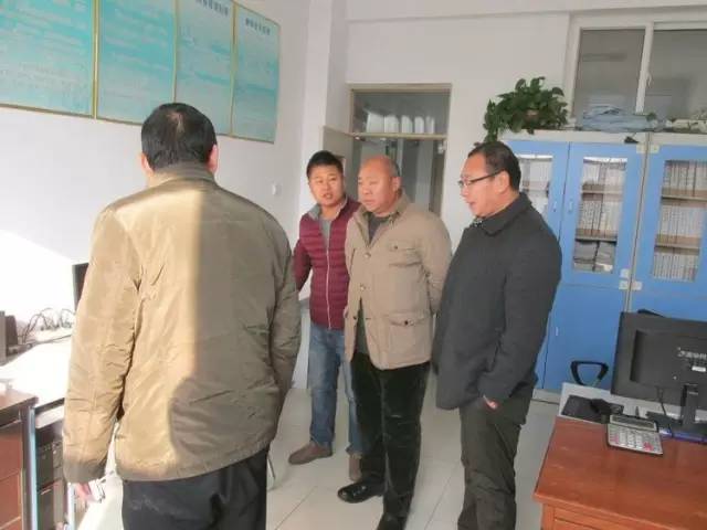 校园采风广播稿,校园风彩泥