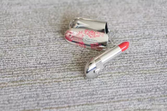 tf口红必备色号,女人必备的十大口红色号有哪些