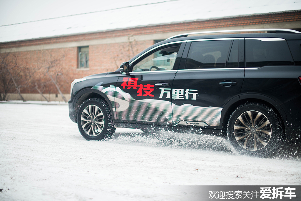 传祺gs8穿越,传祺gs8穿越无人区