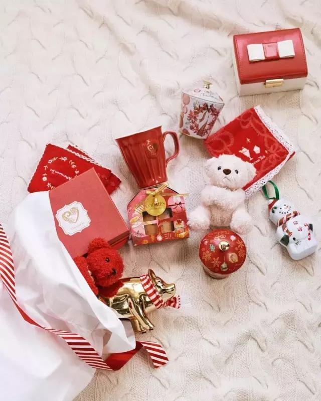 喝热水买什么保温杯,给中年女生买保温杯最好