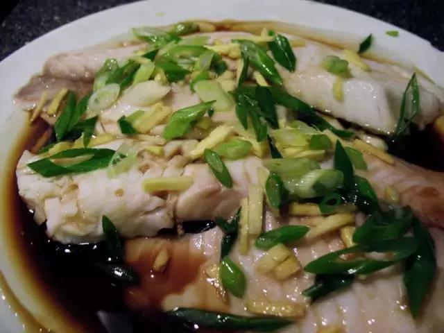 晚上吃姜赛砒霜有中医记载吗,下午吃姜赛砒霜是真的吗