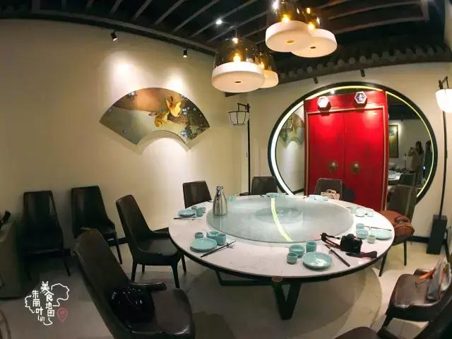 长春董鲁烤鸭礼盒,长春有几家董鲁烤鸭