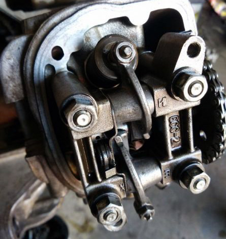 机油泵导致冷车异响,本田小公主起步异响