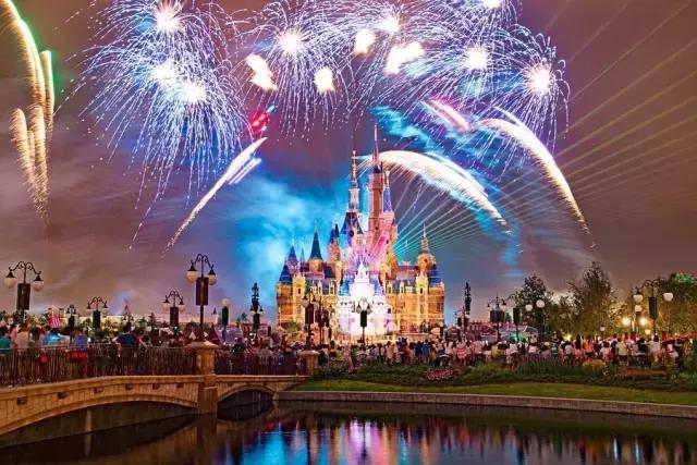 跨年最适合去的地方有哪些,跨年时候去哪些地方