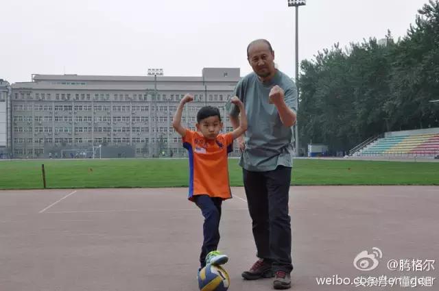 腾格尔结过几次婚,腾格尔被抢当压寨夫人