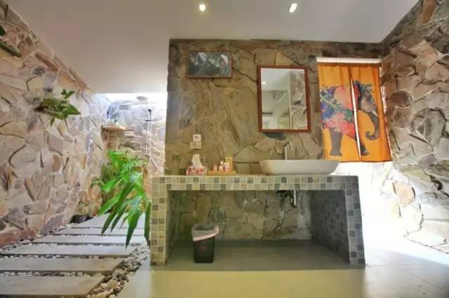 四川帅大叔暴改普吉岛民宿,用时4个月他活出了你最羡慕的样子