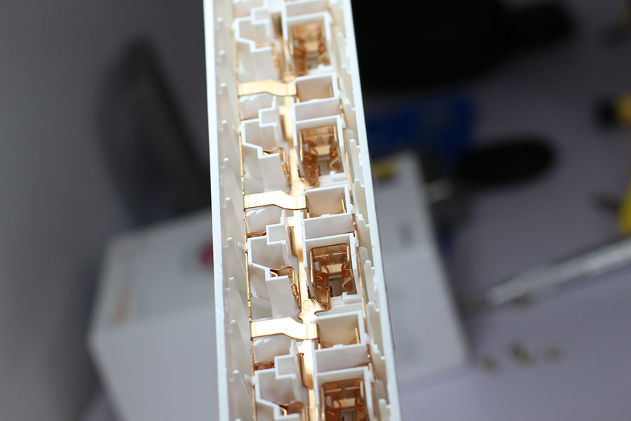 小米插排五孔测评,品胜排插好还是爱国者排插好