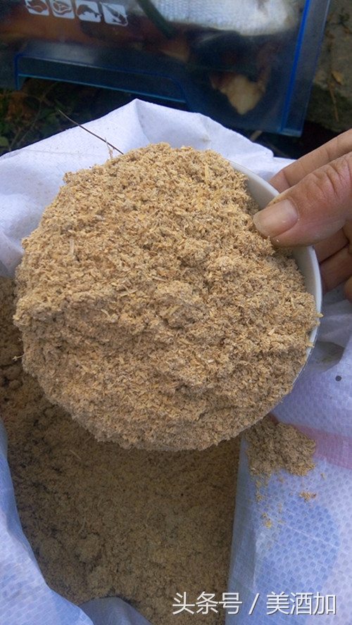 老家腊肉太香了,山里的柴火熏出来的腊肉超香