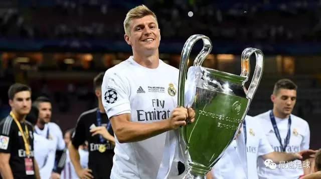 克罗斯和穆勒进球,克罗斯评价穆勒