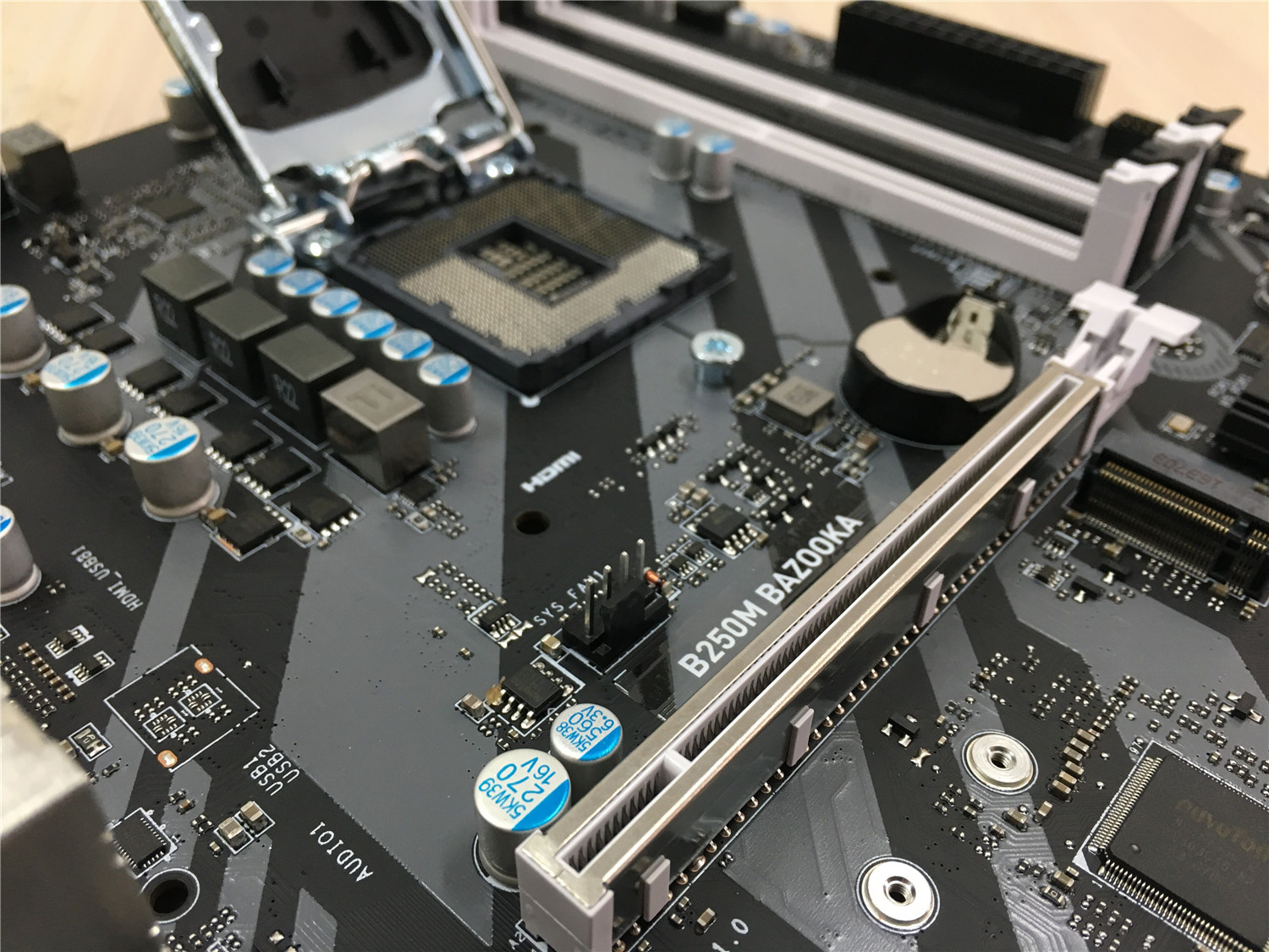 微星b250主板bios支持legacy,微星b250m主板支持m.2固态硬盘吗