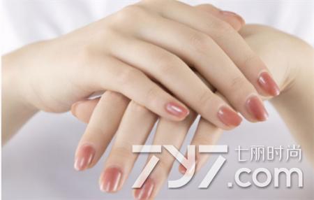 手上起小水泡痒脱皮怎么办快用这6个方法阻止症状加剧