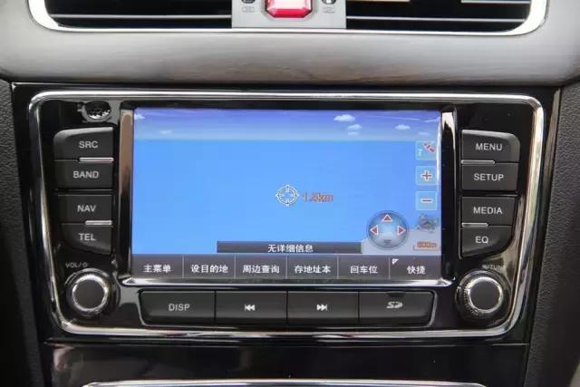 作为家用车6万不到买款*级A**轿车颜值与销量都很不错的只有它