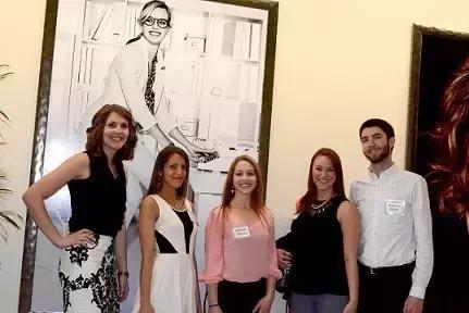 时尚管理在国外都学什么,就业前景怎么样