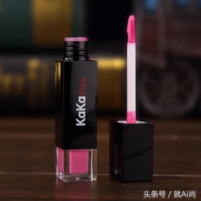 几十元口红和几百元口红的区别,几百块的口红和几块钱的散粉