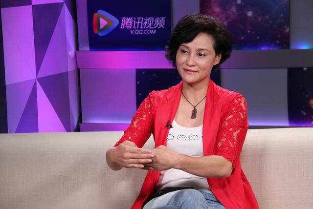 中国首位“跳水女皇”巅峰时差点儿自杀退役卖金牌只为做公益