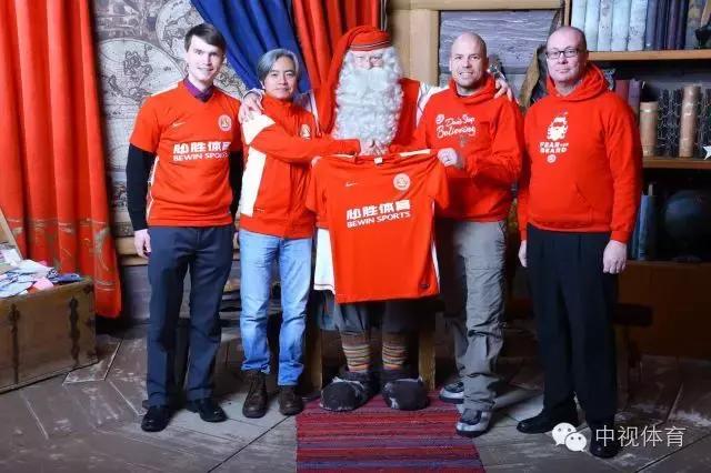 圣诞老人高峰,高峰老人