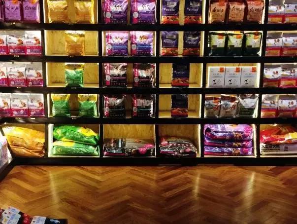 成都宠物寄养基地,成都狗狗寄养