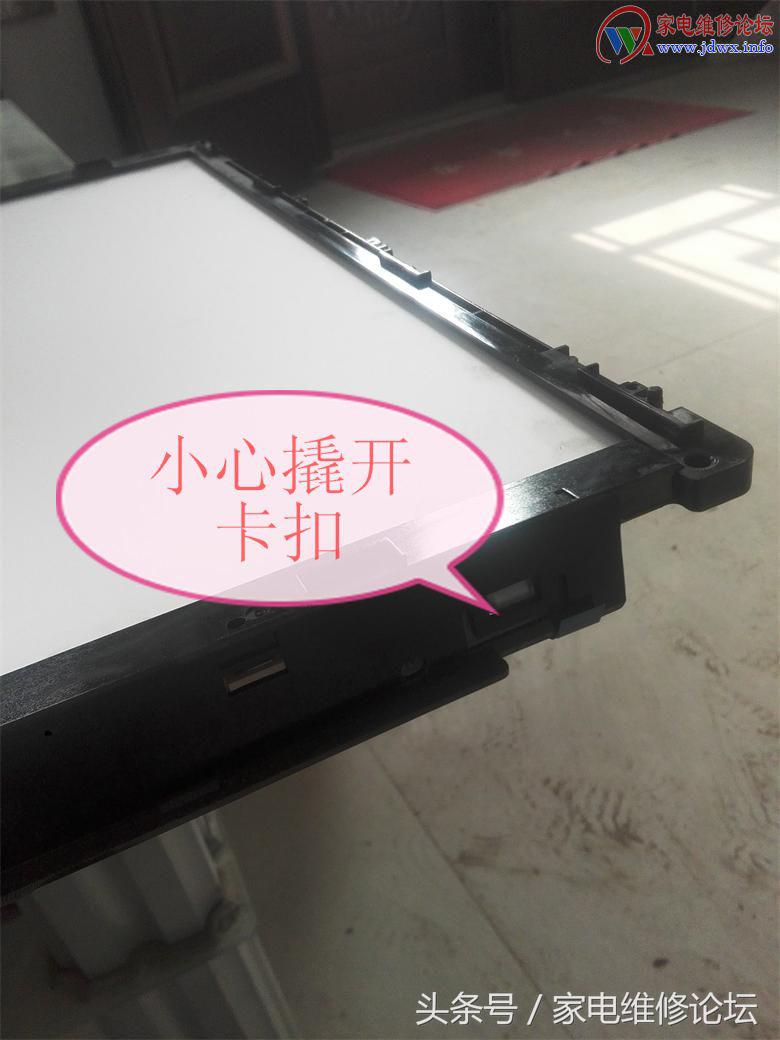 tcllcd背光不亮的维修,tcl液晶电视屏更换灯条