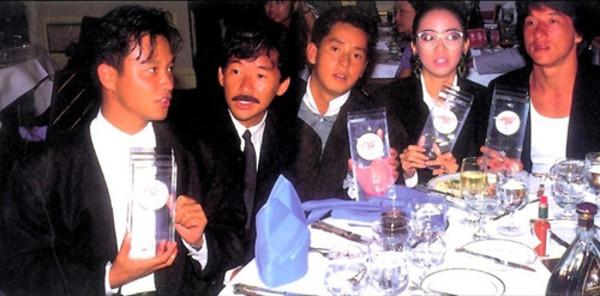 他不认识中国字，却是推动华语乐坛、弘扬中国元素的教父