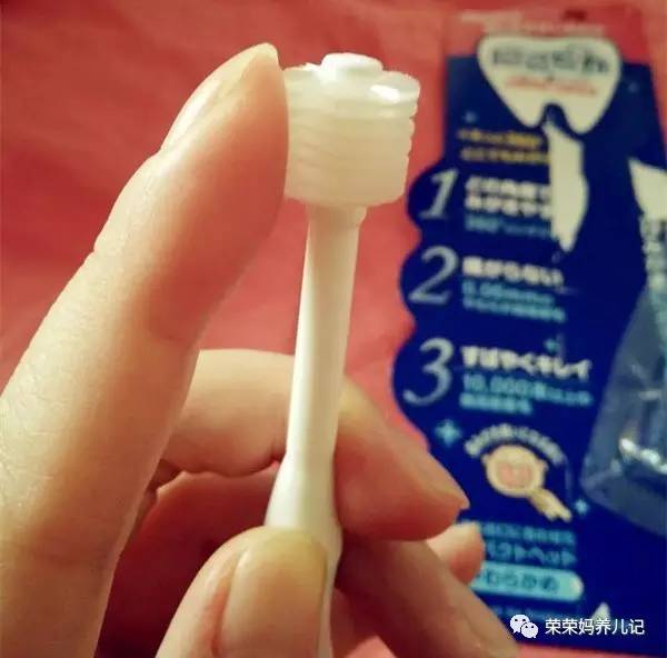 盘点李*荣大**的牙刷军团！其实吧，牙刷并不是重点，怎么刷才是！