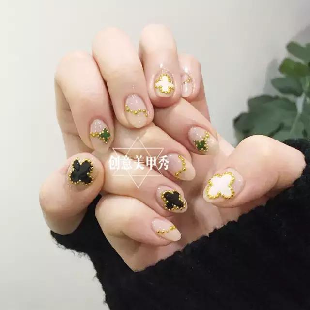 韩国美甲师美甲,韩国美甲款式带钻