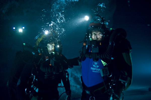 旅行都是愉快的？10部致命的“恐怖遭遇”刺激惊险！