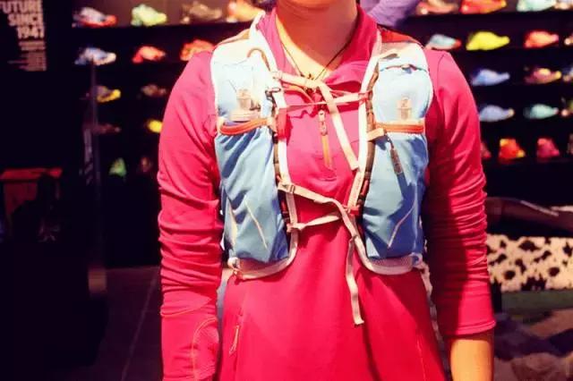 杭州这些运动潮店逆天了！跑鞋比肥皂还轻，冲锋衣堪比艺术品！