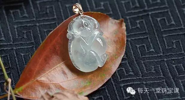 一直霉运缠身戴什么玉比较好,行好运戴什么玉