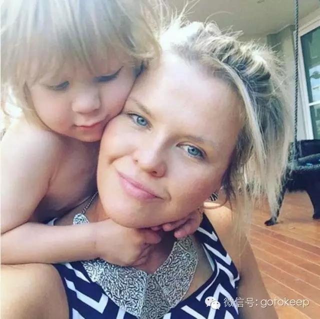 八块腹肌的小怪兽,腹肌小怪兽