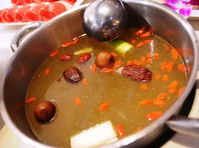 南宁15元自助小火锅,南宁旋转小火锅