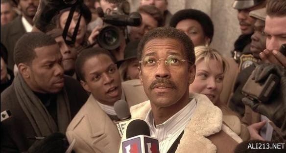 让人热血沸腾的十部必看战争电影,必看的10部励志体育电影