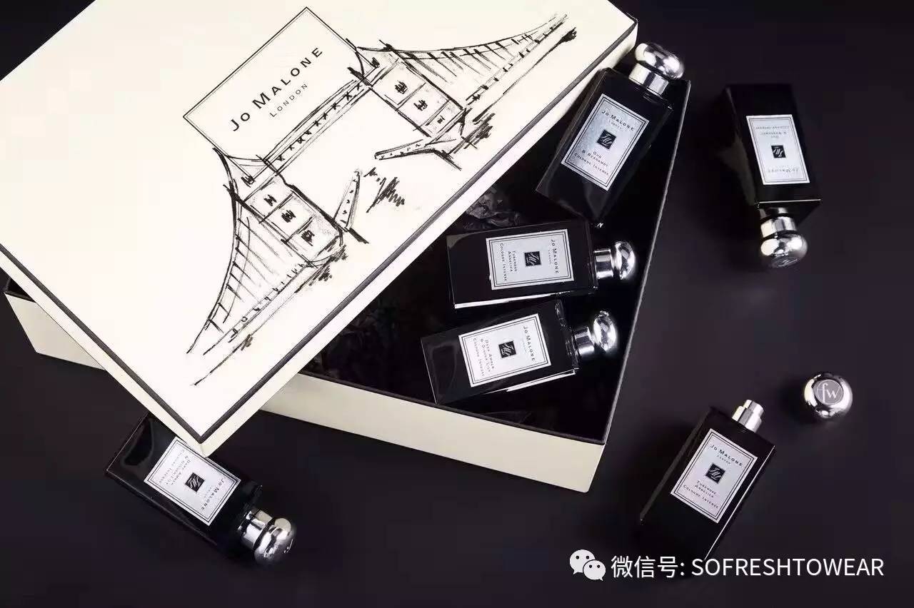 穿50公斤仙女服的王菲，就让她继续成为一段传说好了