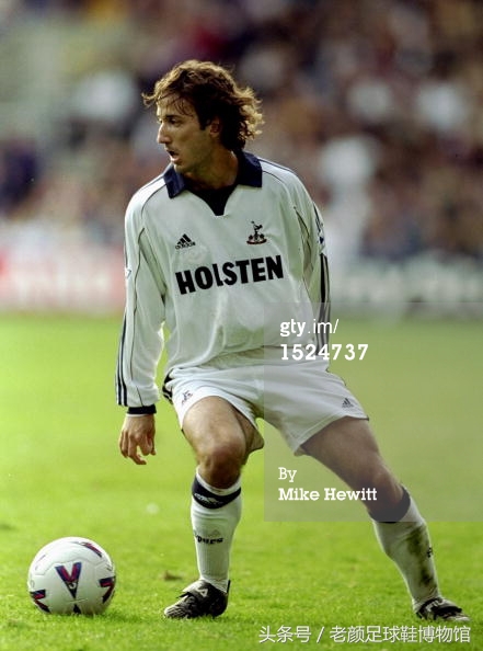 what足球,what鞋是什么牌子