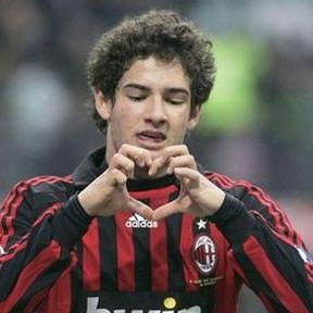 那些年的足球精彩瞬间,中国比较有希望的足球小将